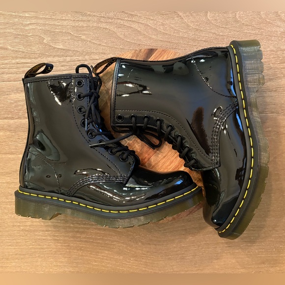 Dr. Martens 1460 Patent Leather Lace Up Combat Boots in Black Women’s 7 / EU 38 - Picture 10 of 14
